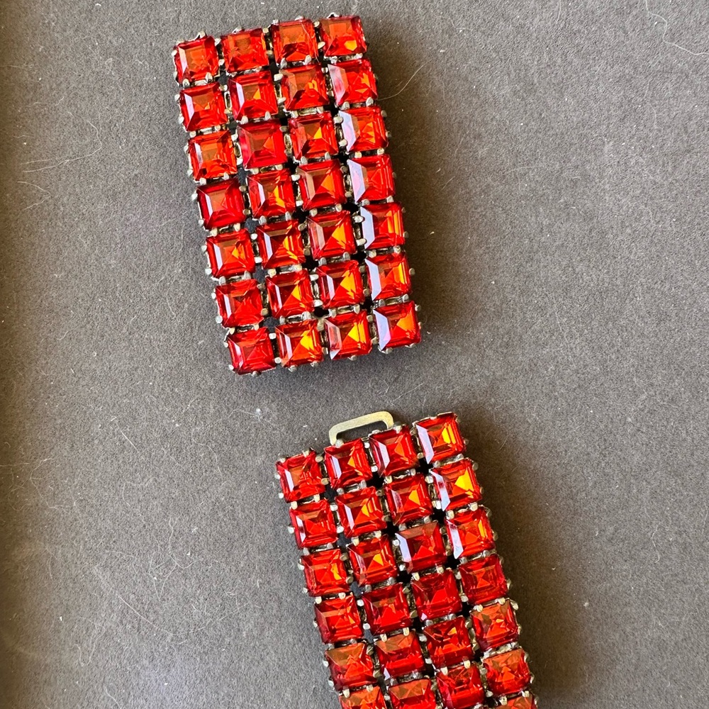 Red synthetic gemstone Belt buckle